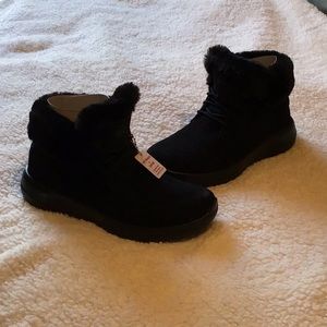 Skechers on the Go Ankle boots